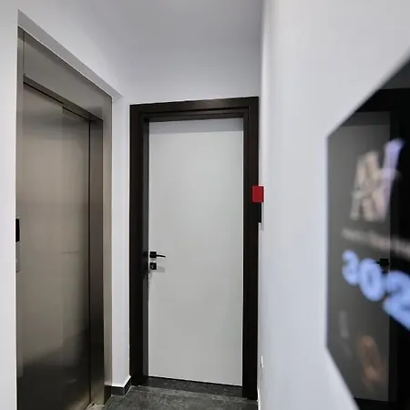 Adora's View Hotel Sarandë