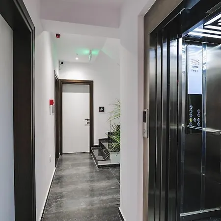 Adora's View Sarandë