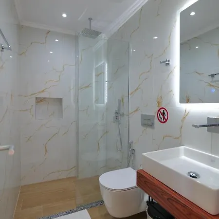 Adora's View 3* Sarandë