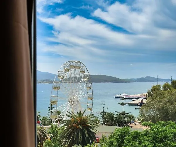 Adora's View 酒店 Sarandë