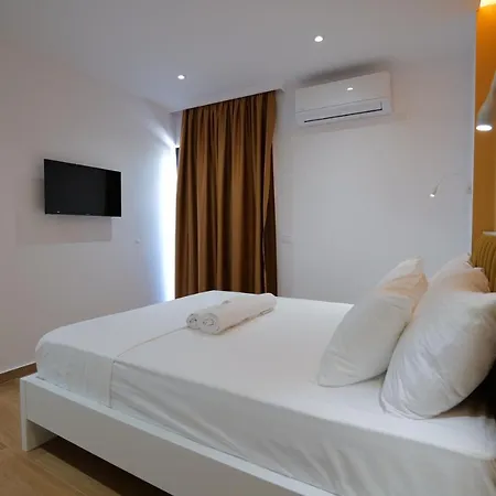 Hotel Adora's View Sarande