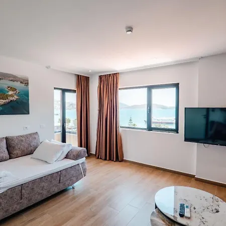 Adora's View 3* Sarandë