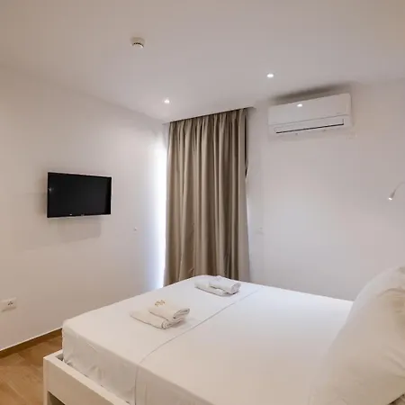 Hotel Adora's View 3*