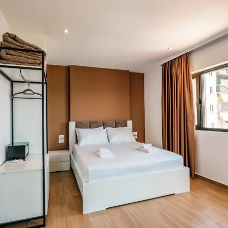 Adora's View Hotel Sarandë